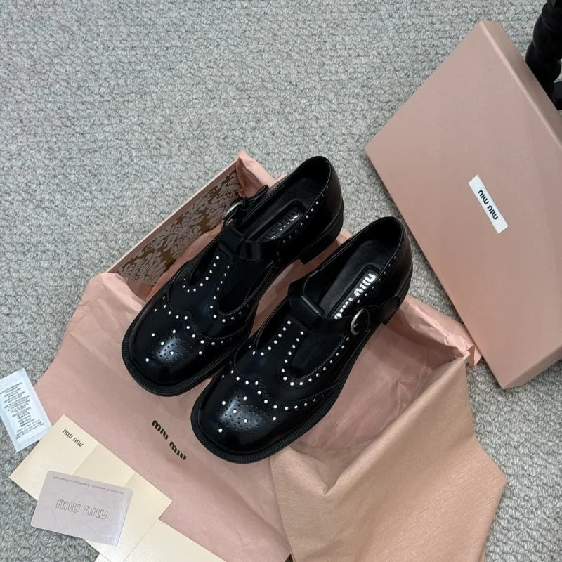 Miu Miu Shoes Comfortable 7477