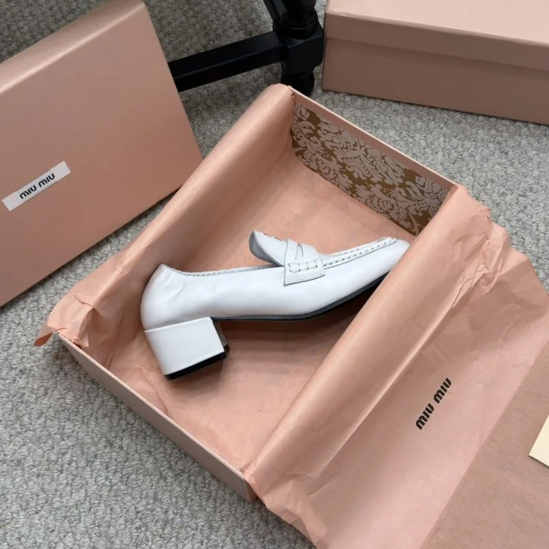 Miu Miu Shoes TimelessDesign 7445