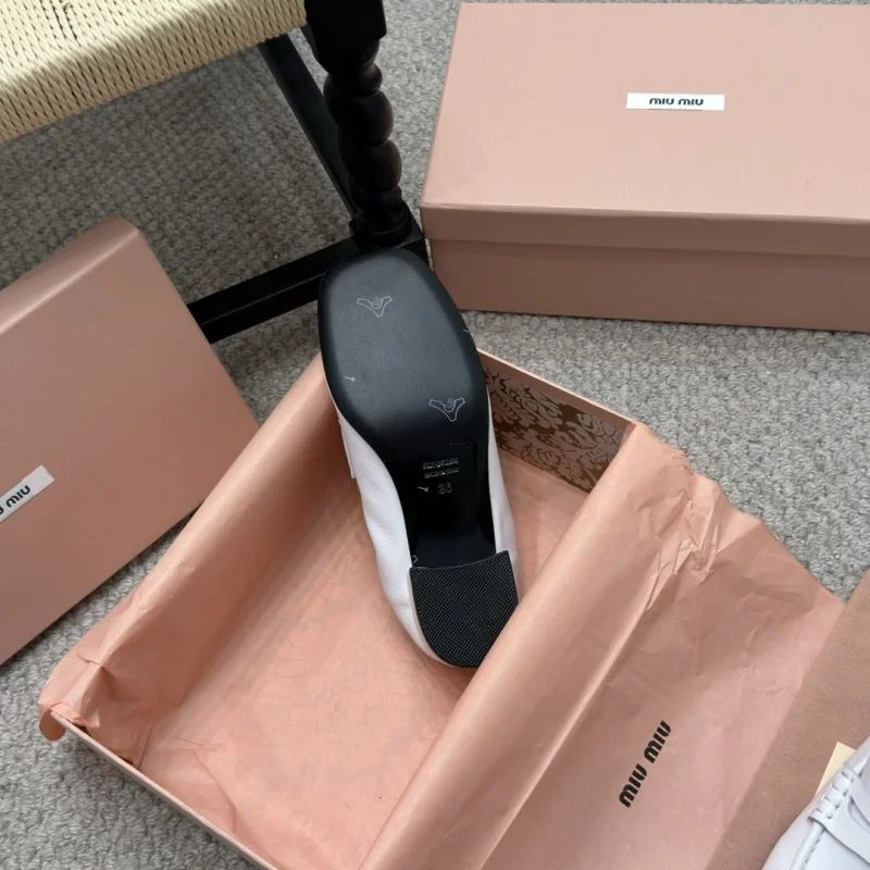 Miu Miu Shoes TimelessDesign 7445