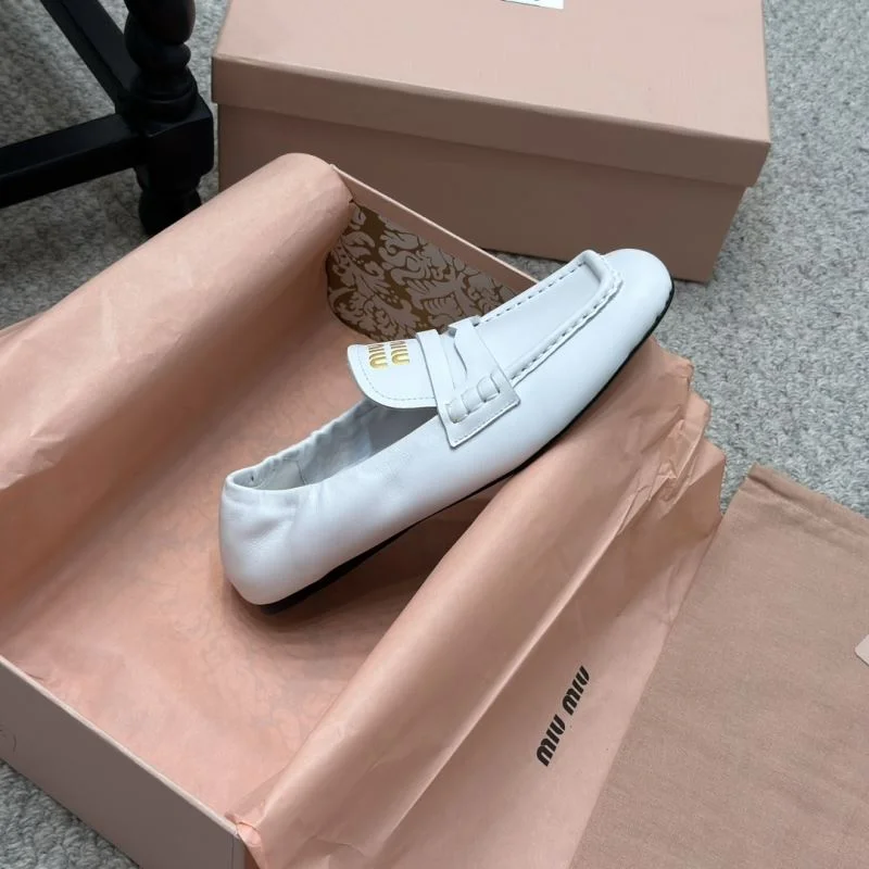 Refined Miu Miu Shoes 7455