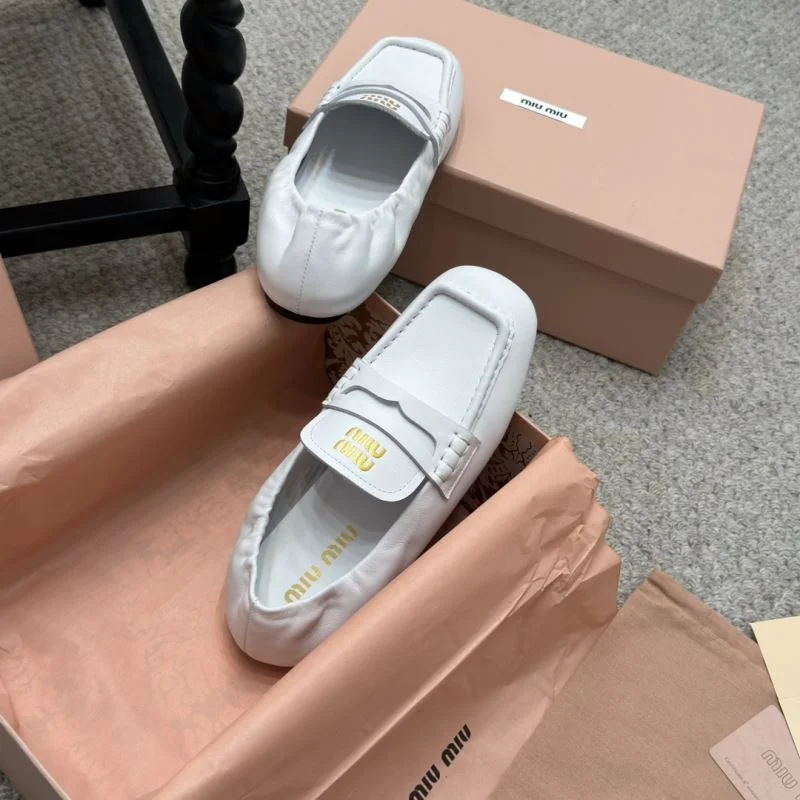 Refined Miu Miu Shoes 7455
