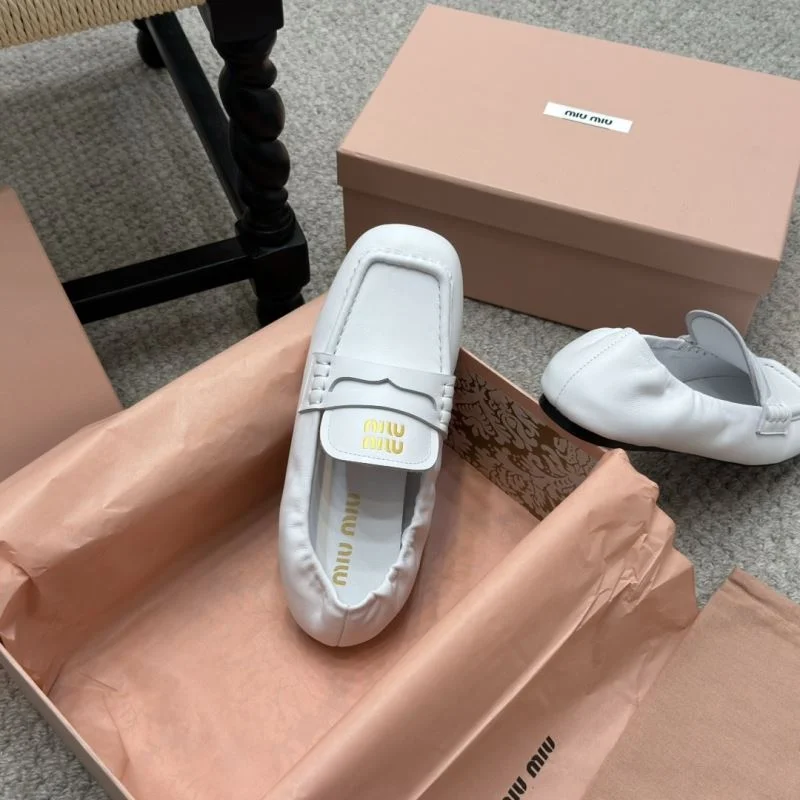 Refined Miu Miu Shoes 7455