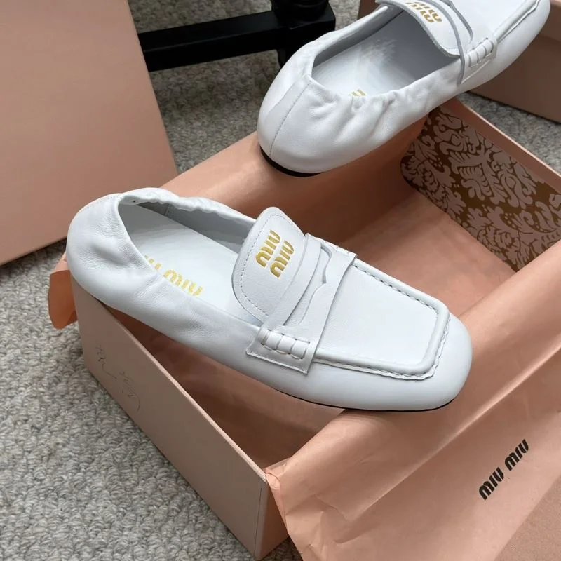 Refined Miu Miu Shoes 7455