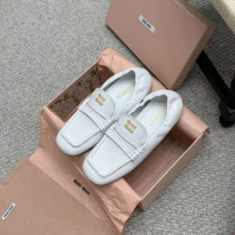 Refined Miu Miu Shoes 7455