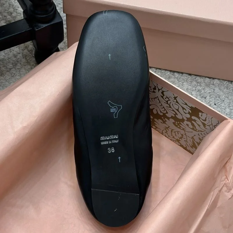 ZipUp Miu Miu Shoes 7410