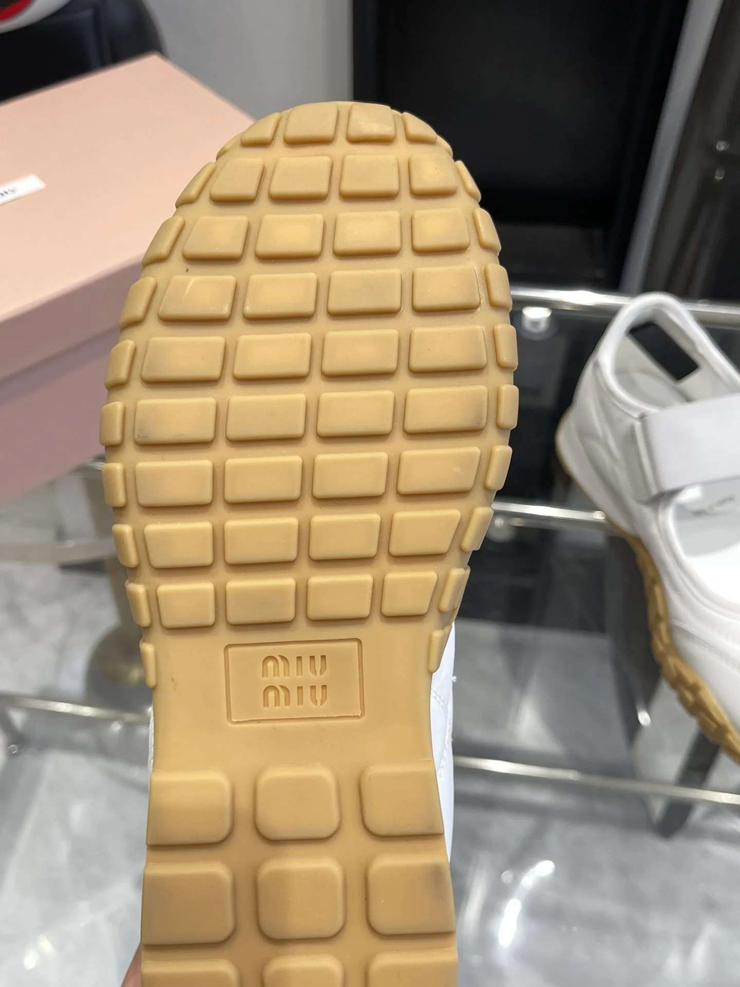 Classic Miu Miu Shoes 7446