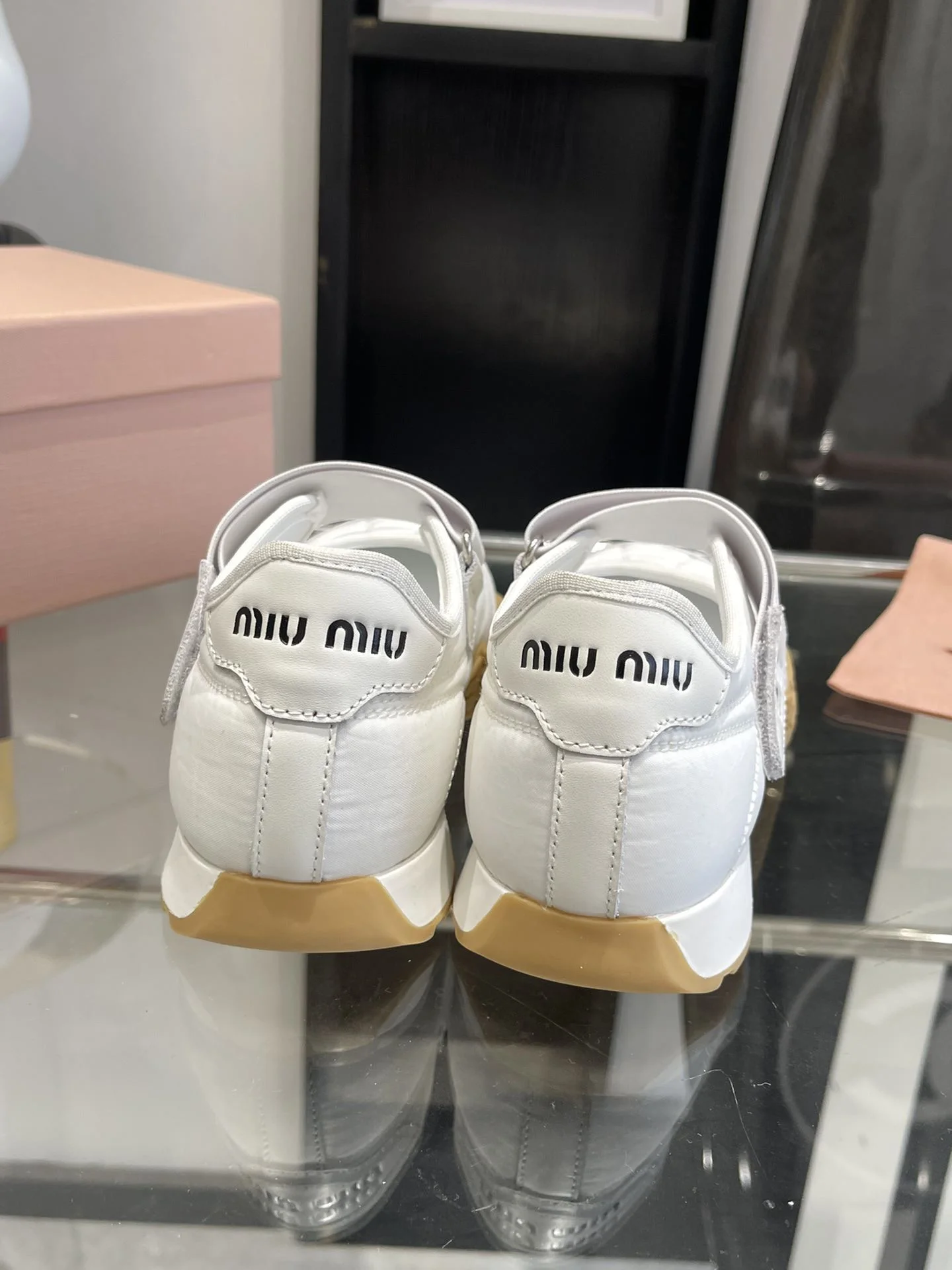 Classic Miu Miu Shoes 7446