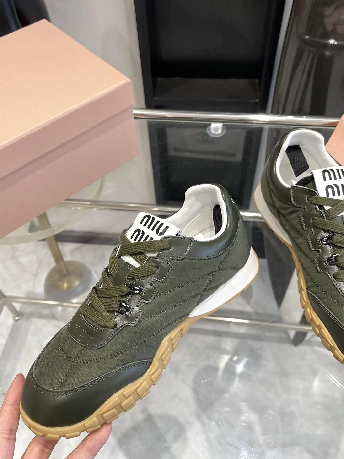 Miu Miu Shoes Unisex 7401