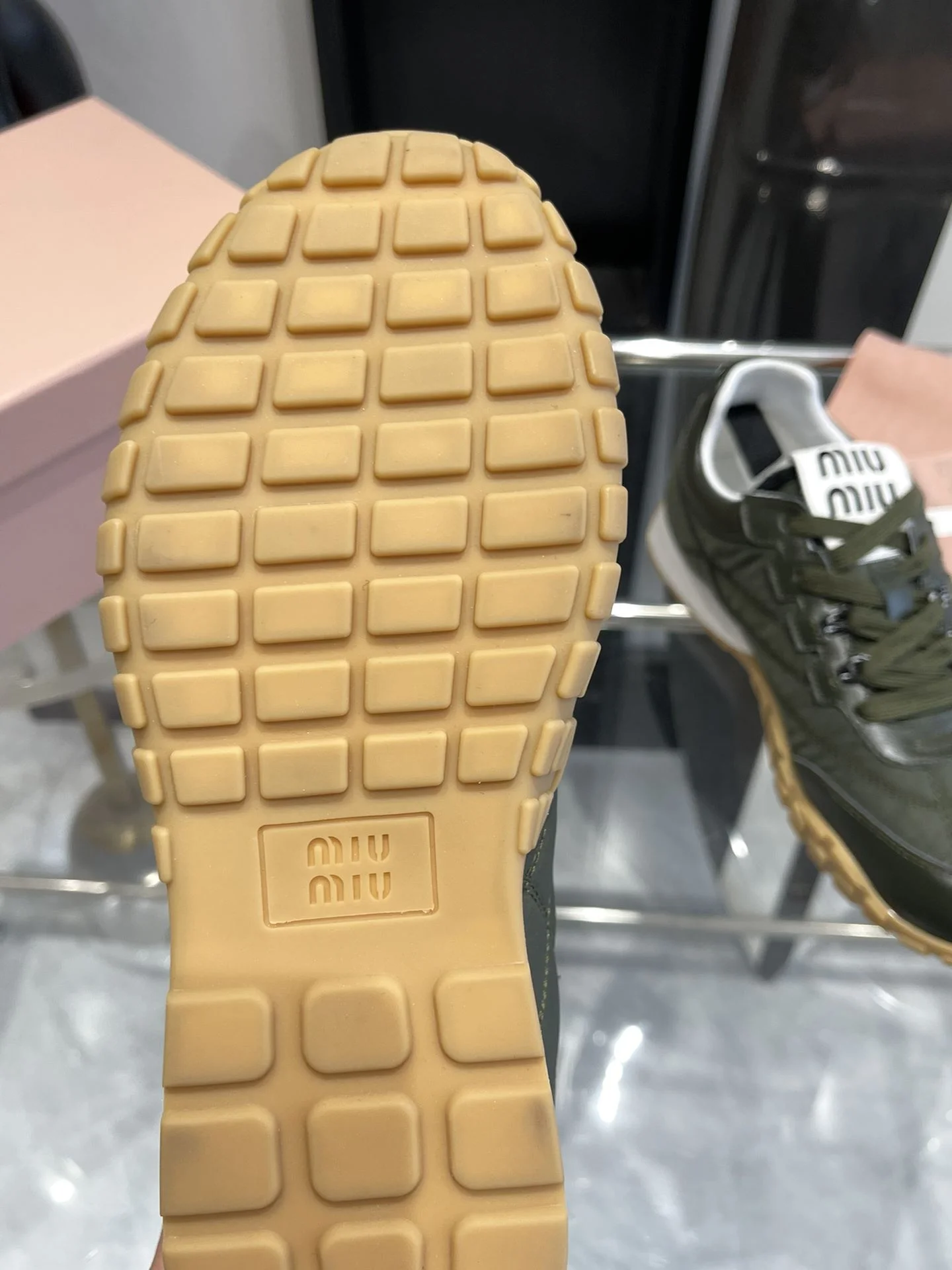 Miu Miu Shoes Unisex 7401