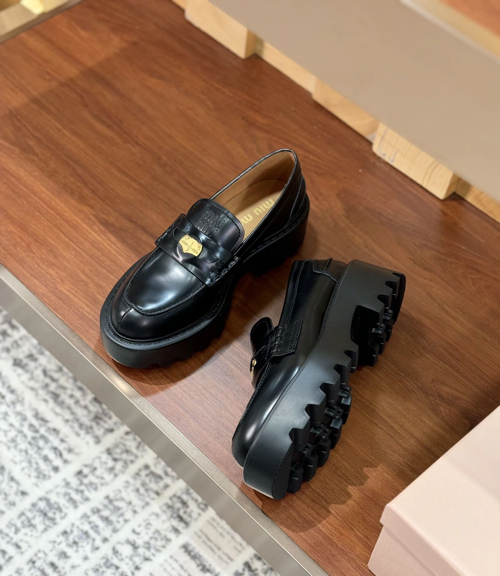 Comfortable Miu Miu Shoes 7387