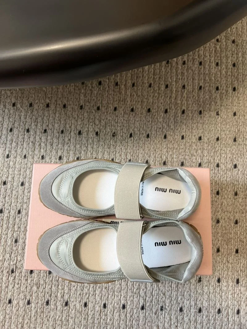 SmoothTexture Miu Miu Shoes 7451