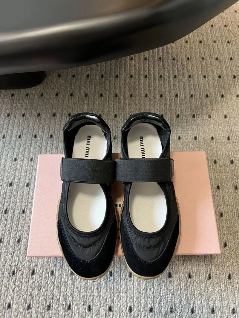 Snug Miu Miu Shoes 7362