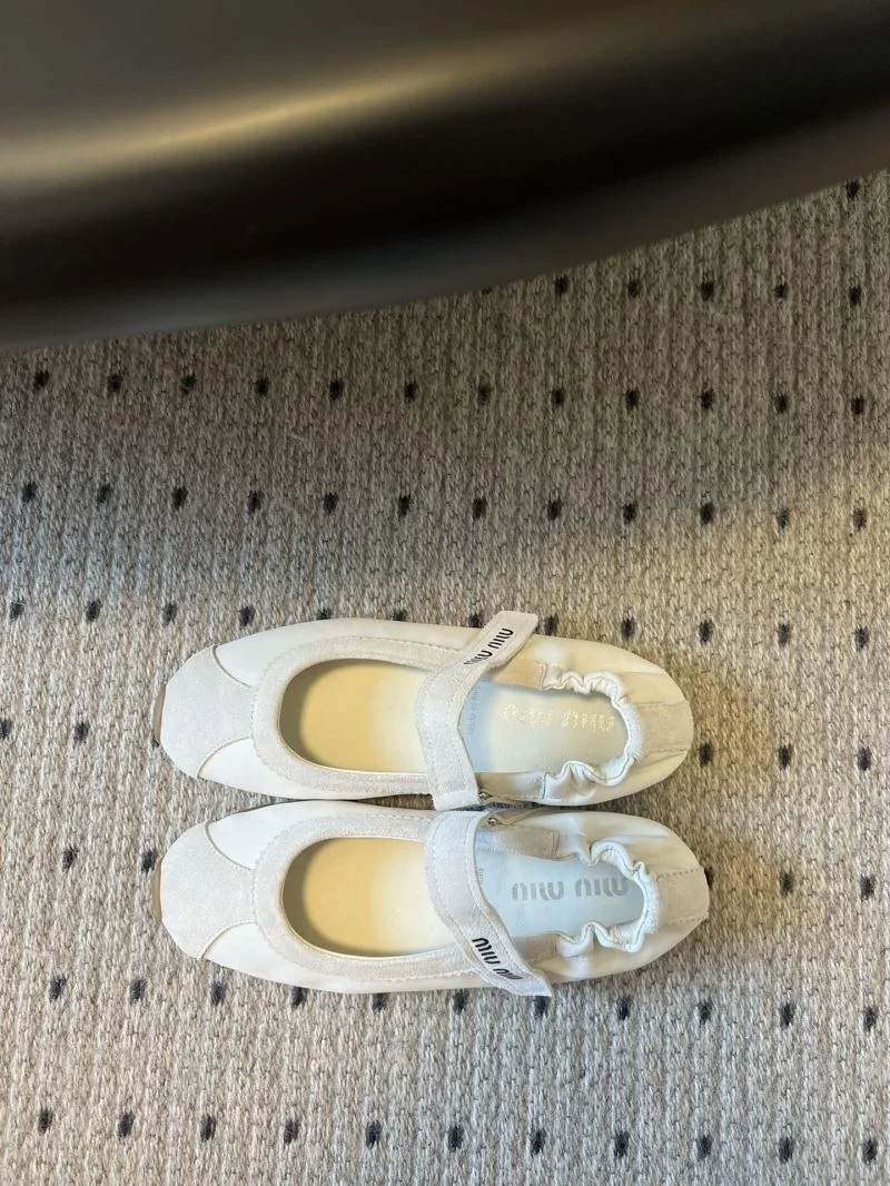 Miu Miu Shoes Breathable 7454