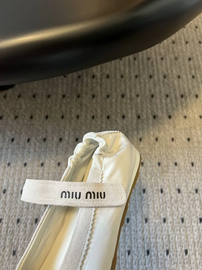 Miu Miu Shoes Breathable 7454