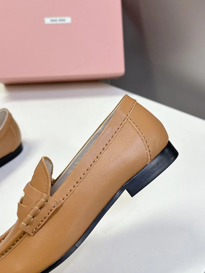 Casual Miu Miu Shoes 7383