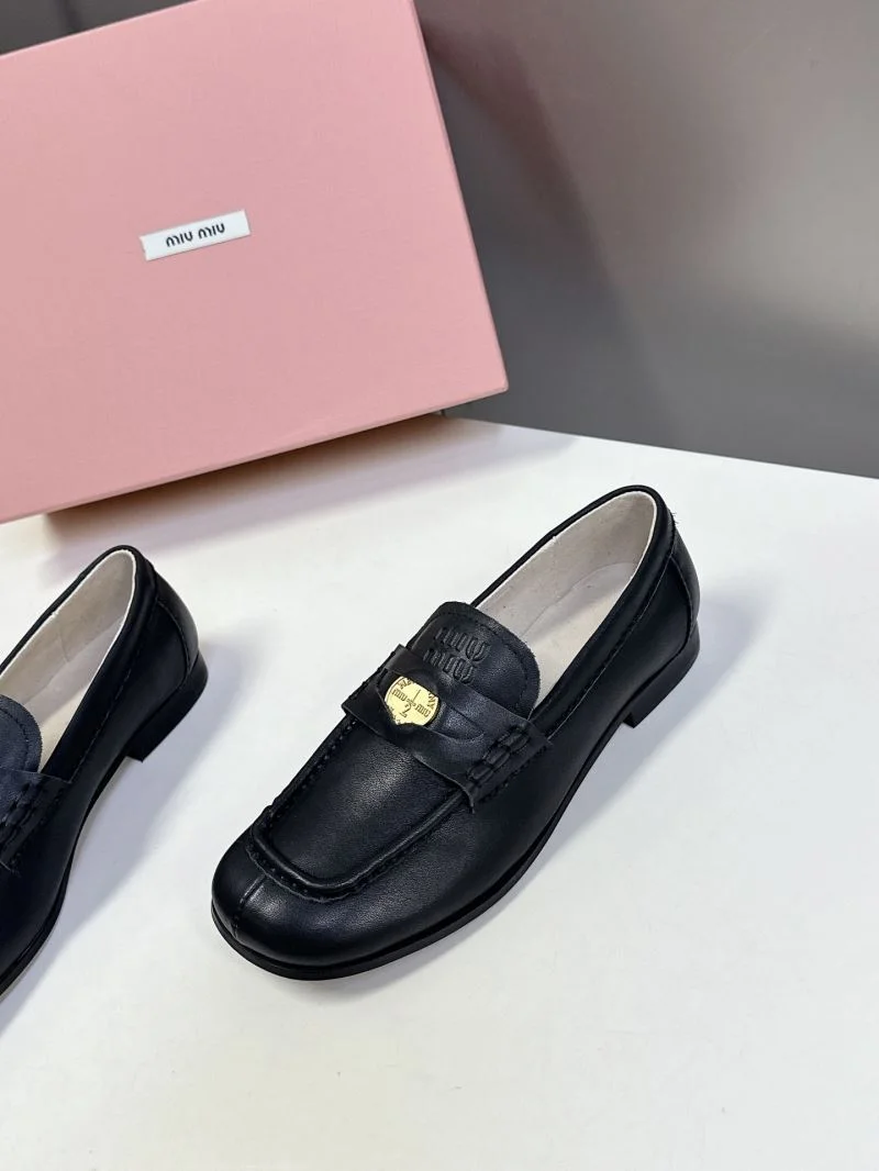 Miu Miu Shoes Compact 7357