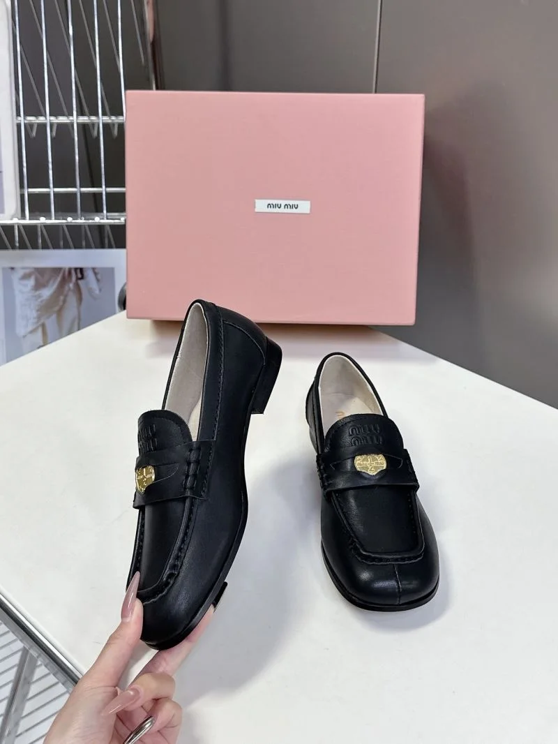 Miu Miu Shoes Compact 7357