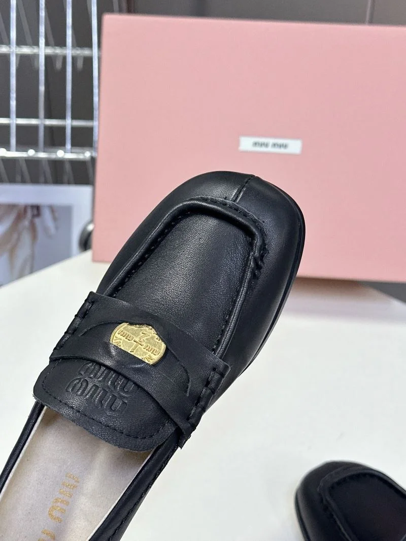 Miu Miu Shoes Compact 7357