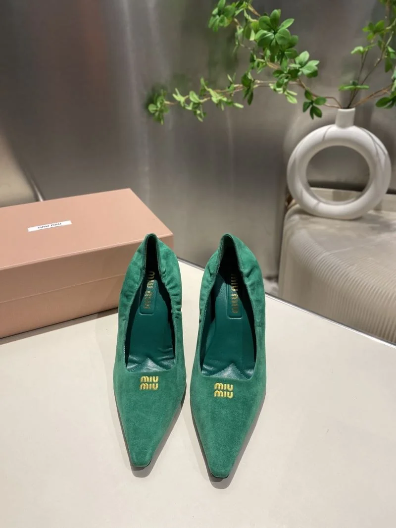 Miu Miu Shoes WaterResistant 11583
