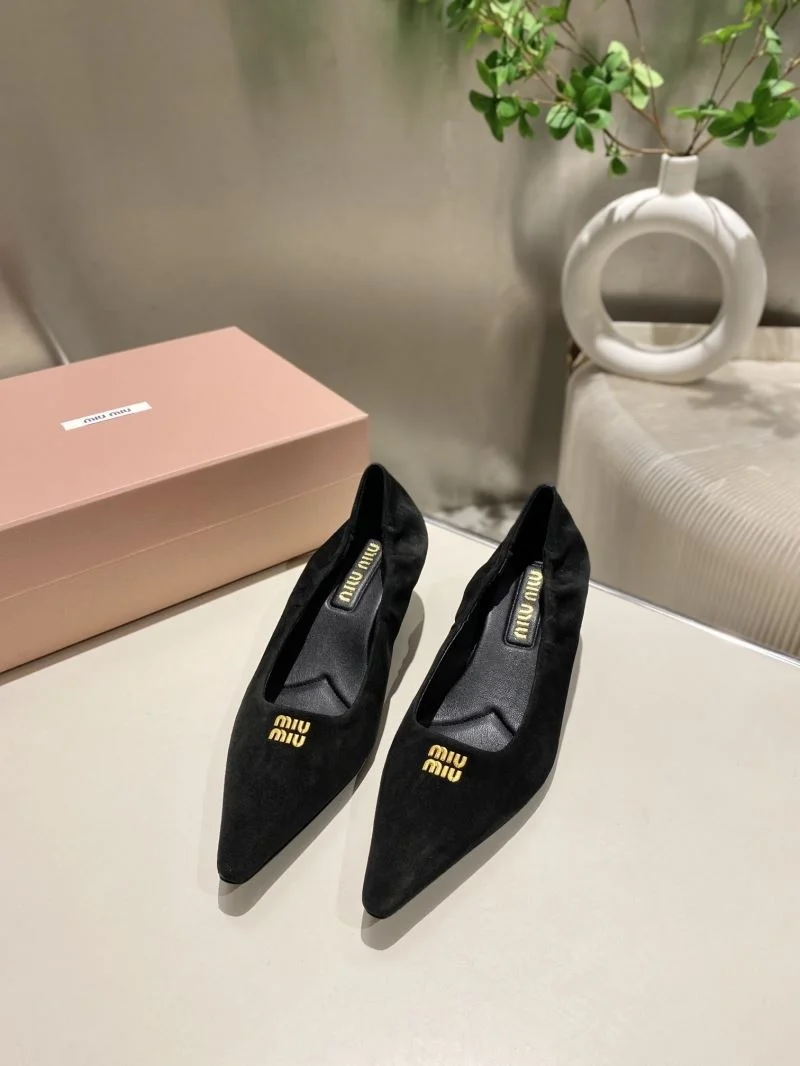 Vibrant Miu Miu Shoes 11579