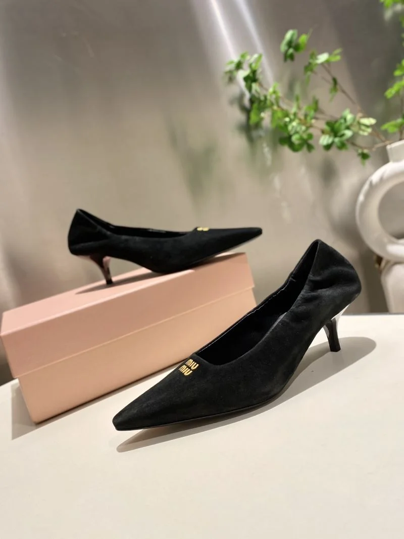Vibrant Miu Miu Shoes 11579