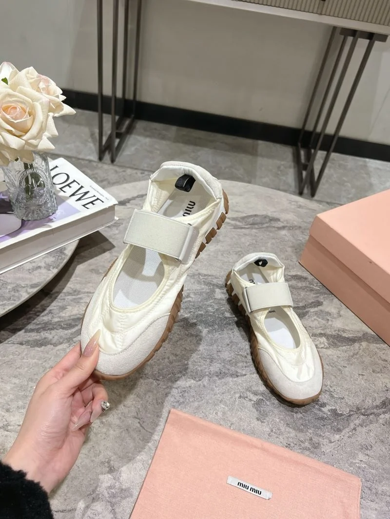 Durable Miu Miu Shoes 11560