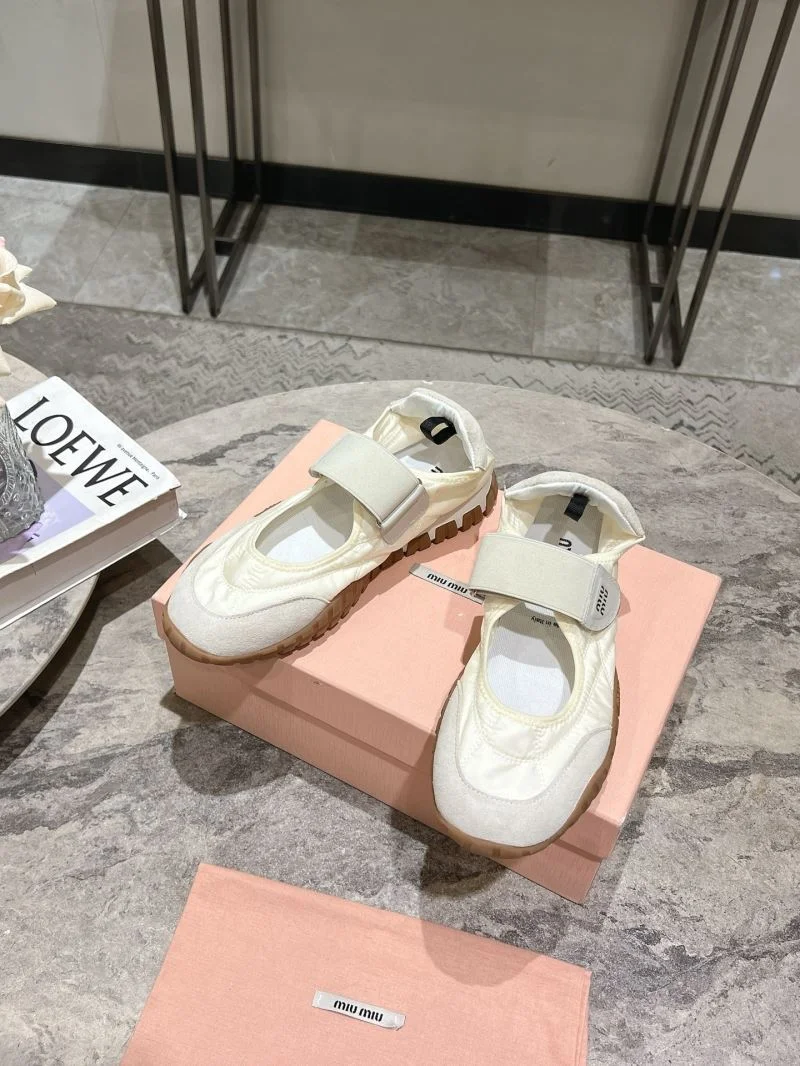 Durable Miu Miu Shoes 11560