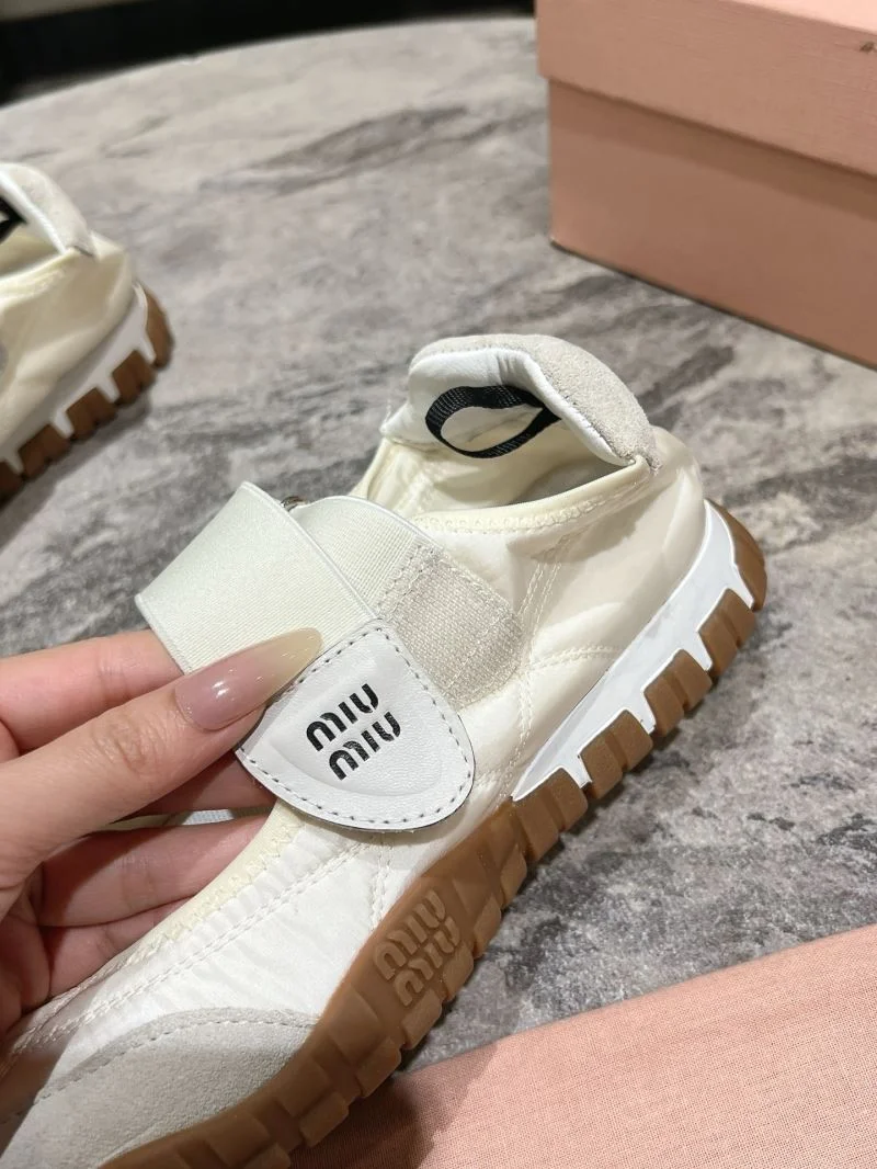 Durable Miu Miu Shoes 11560