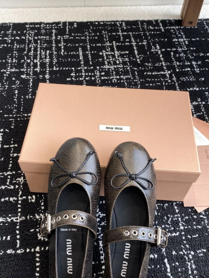 Miu Miu Shoes StreetReady 11551