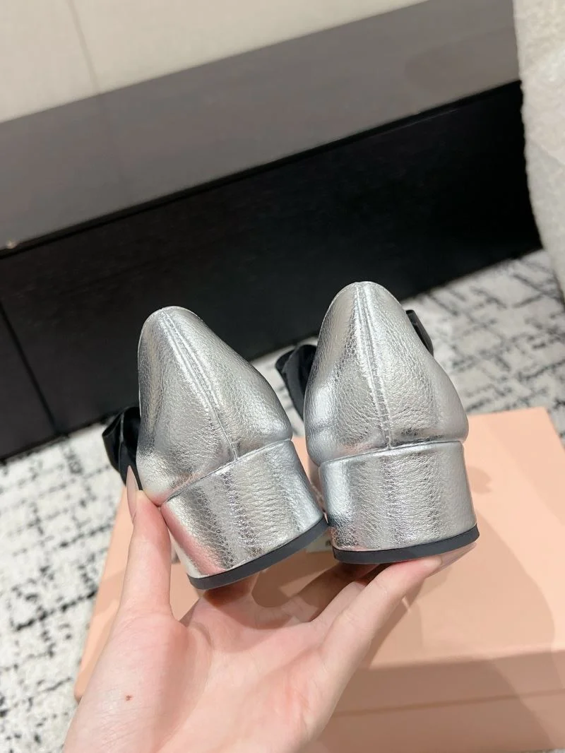 ComfortFit Miu Miu Shoes 11547
