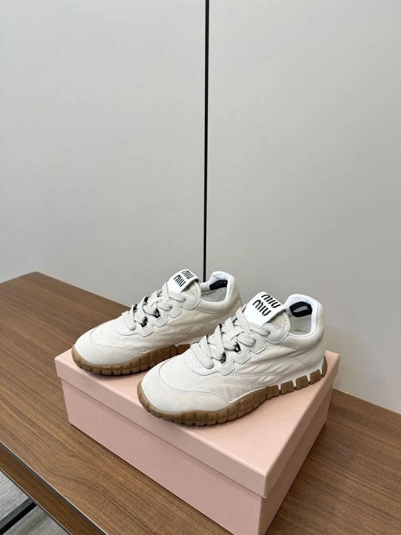 Bright Miu Miu Shoes 11506