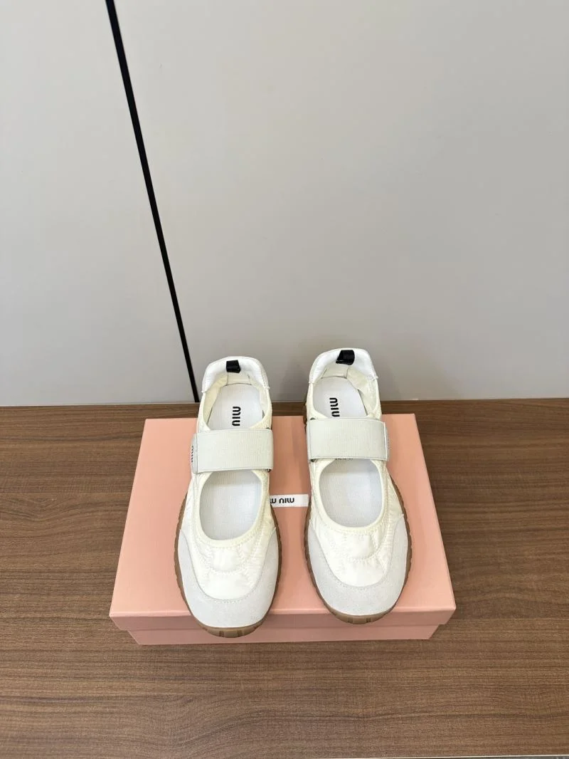 EyeCatching Miu Miu Shoes 11503