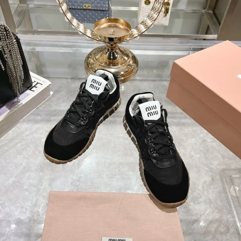 Miu Miu Shoes Lightweight 9451