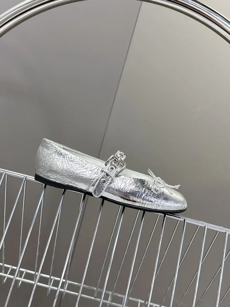 Miu Miu Shoes Supportive 9505