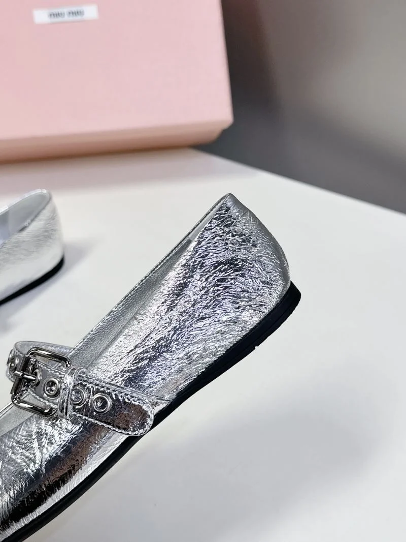 Miu Miu Shoes Supportive 9505