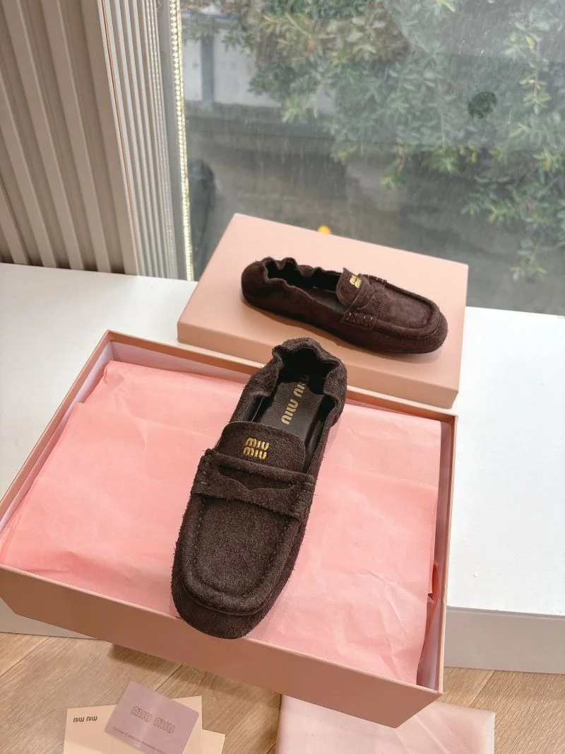 Miu Miu Shoes Sleek 9416