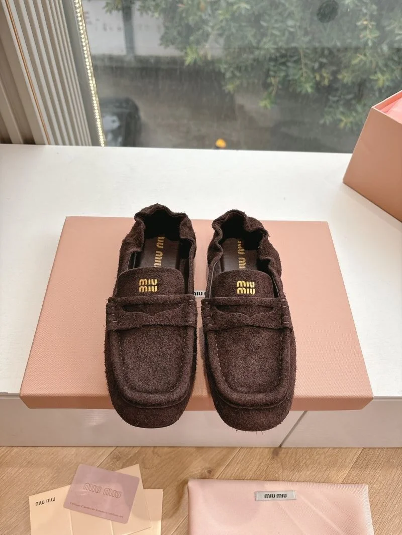 Miu Miu Shoes Sleek 9416