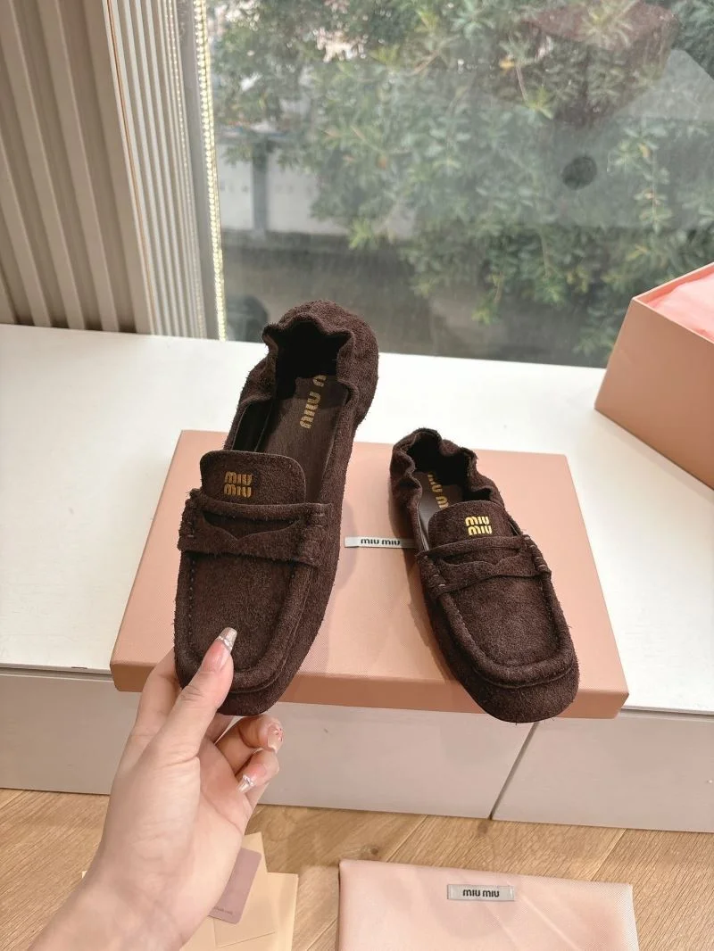 Miu Miu Shoes Sleek 9416