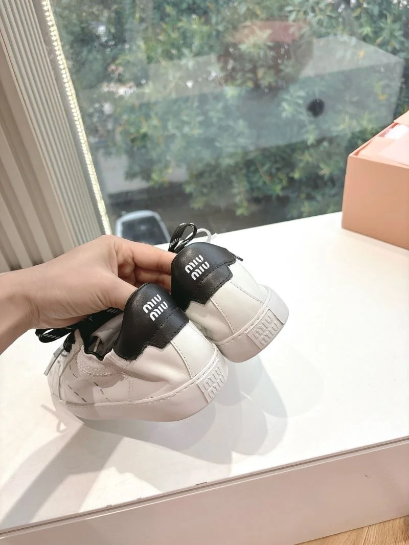 Comfortable Miu Miu Shoes 9412