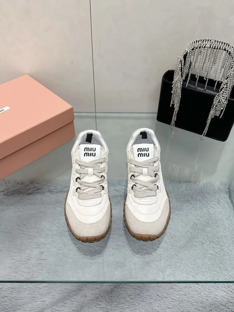 Effortless Miu Miu Shoes 9408