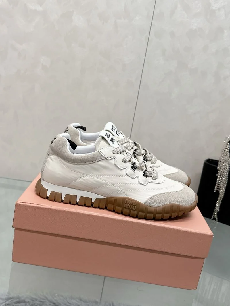 Effortless Miu Miu Shoes 9408