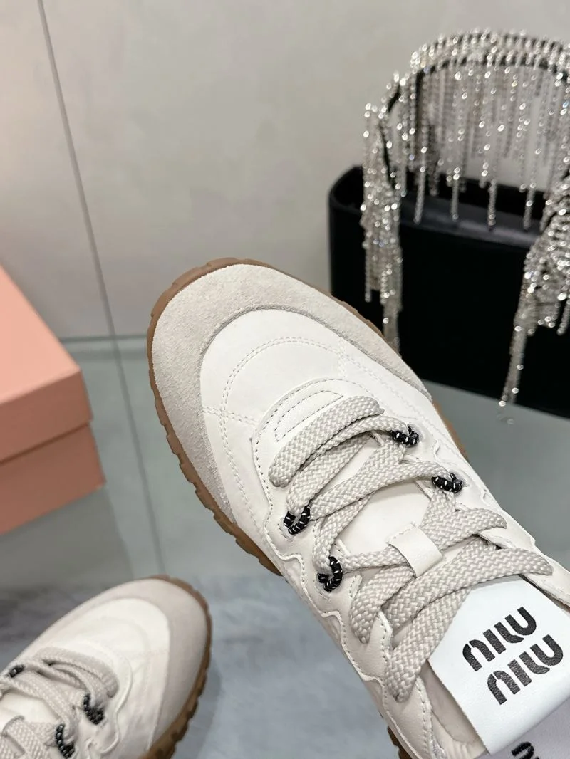 Effortless Miu Miu Shoes 9408