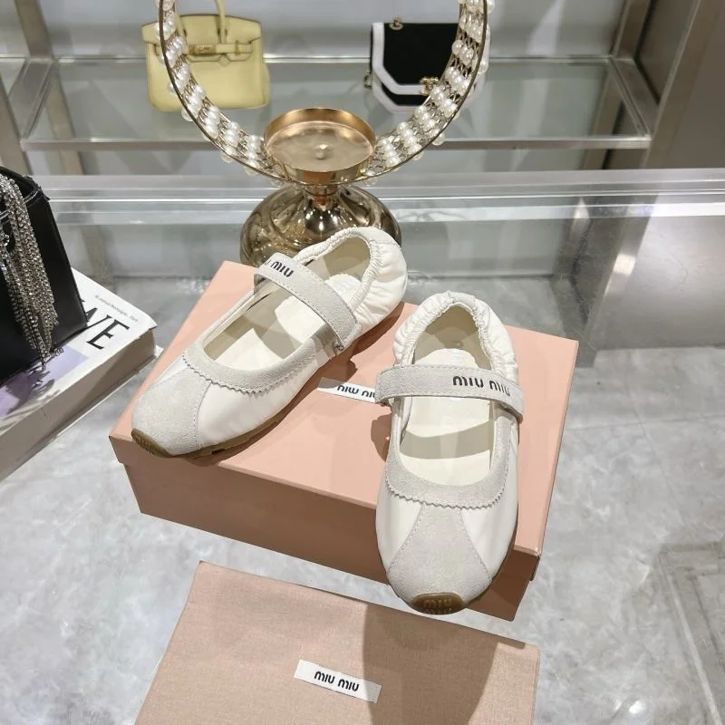 Miu Miu Shoes Elegant 9387