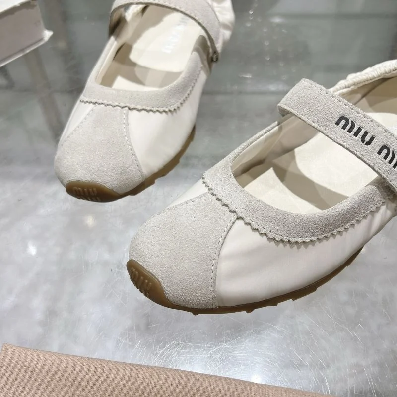 Miu Miu Shoes Elegant 9387