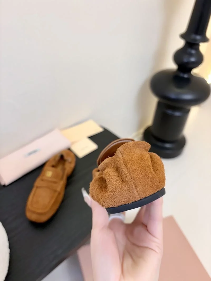 Miu Miu Shoes Lightweight 9398