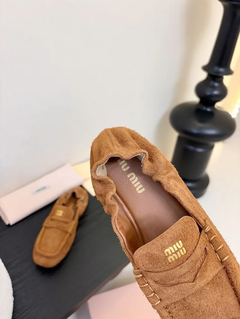 Miu Miu Shoes Lightweight 9398