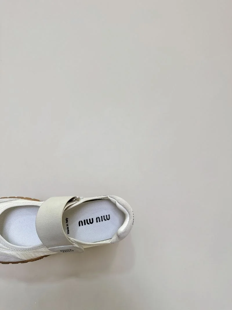 Miu Miu Shoes FreshLook 9399