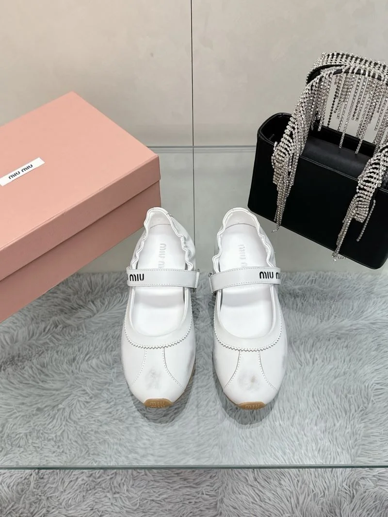 Miu Miu Shoes Sophisticated 9382