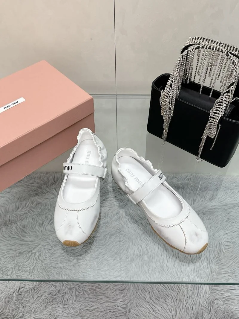 Miu Miu Shoes Sophisticated 9382