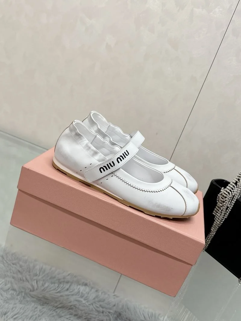 Miu Miu Shoes Sophisticated 9382